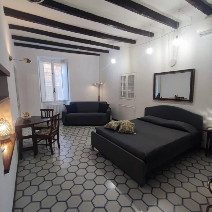 Casa Claudia ~ Rione Monti-Colosseo Rom Eksteriør billede